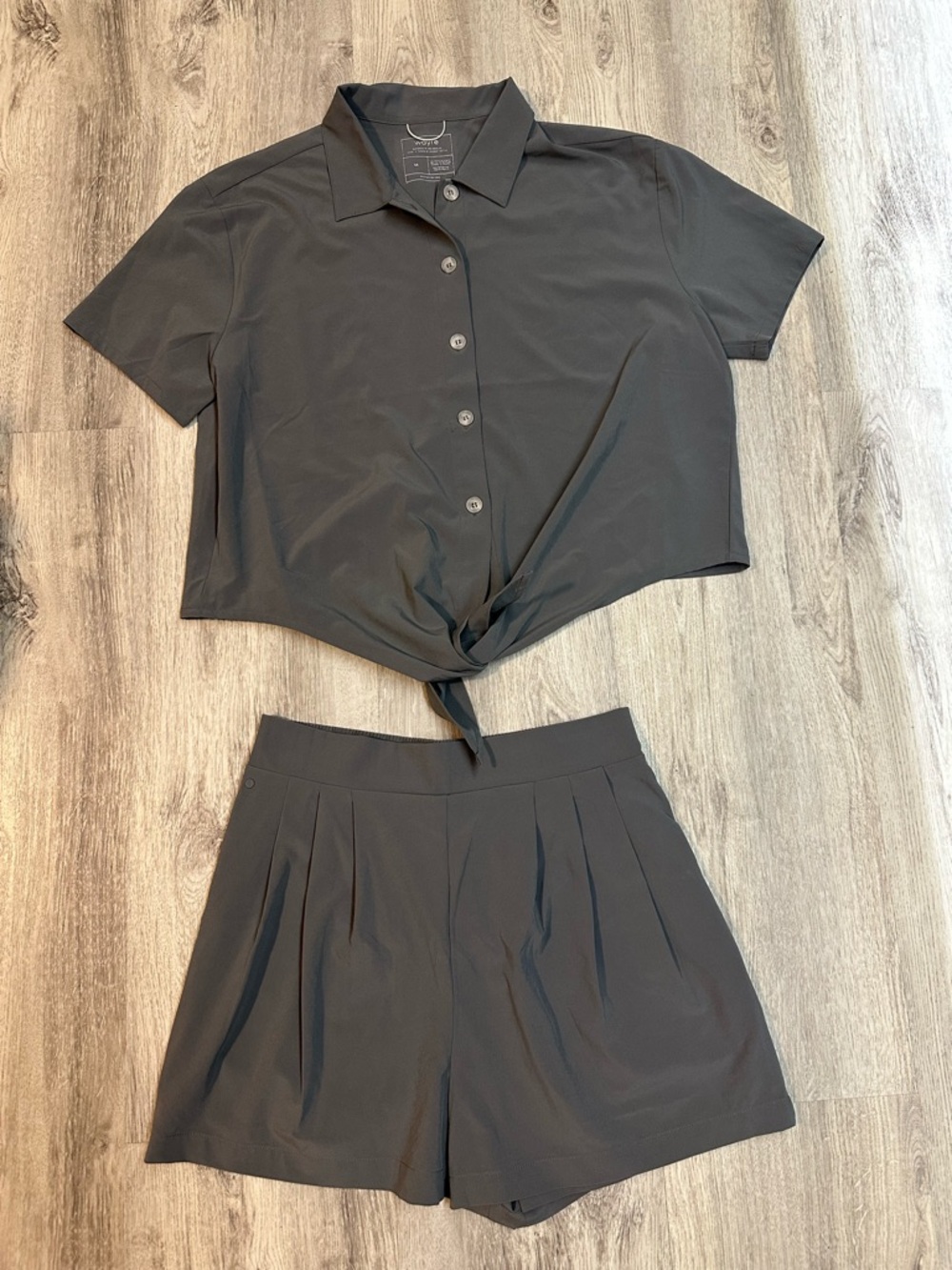 Wayre Women's Charcoal Button Front Tie Crop Top & High-Waist Shorts Set